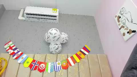 tiffany_mendez online show from June 16, 12:06 pm