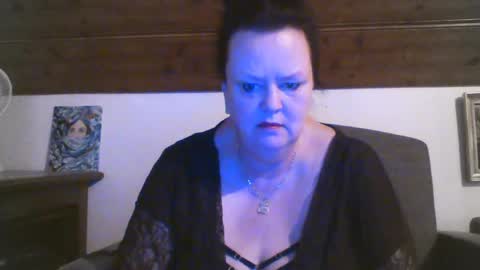 TiffanyMature online show from April 5, 8:52 pm