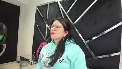 TiffanyDoll online show from September 26, 8:39 pm