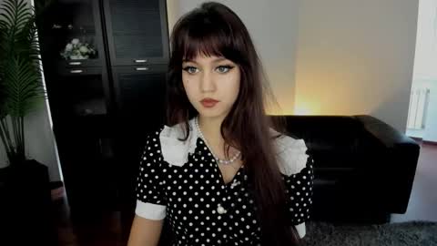 Snapshot of tiffanyyoun chatting on October 1, 12:32 pm tiffanyyoun online show from October 1, 12:32 pm