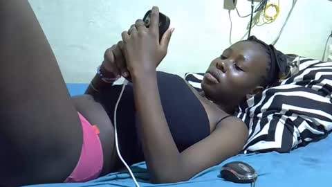 tight_pussie online show from March 14, 4:52 pm