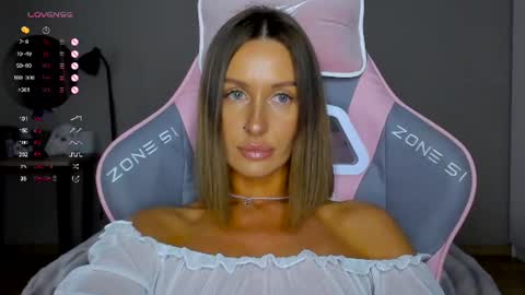 Tina online show from June 18, 10:42 am