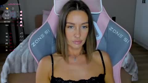 Tina online show from July 11, 2:06 pm