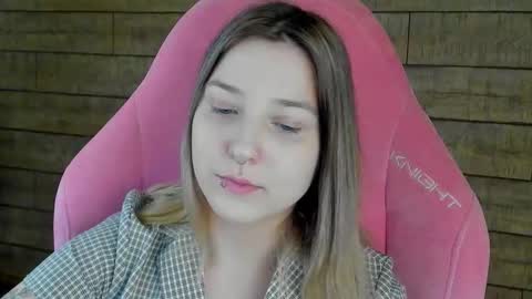 TinaBurton online show from March 22, 4:46 pm