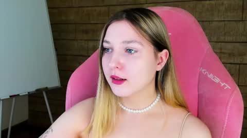 TinaBurton online show from June 14, 4:29 pm