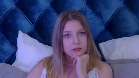 TinaBurton online show from June 19, 5:16 pm