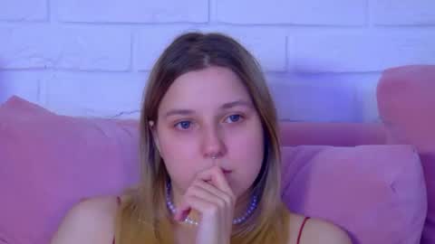 TinaBurton online show from July 14, 2:05 am