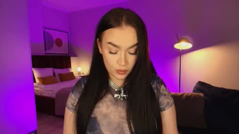 hi im curvy babyface girlie Tina online show from February 1, 3:33 pm