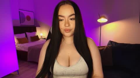 hi im curvy babyface girlie Tina online show from February 19, 8:25 am