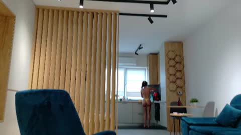 Anne online show from June 12, 7:38 am