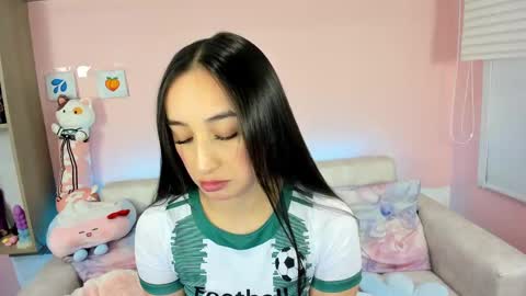 Snapshot of tiny_cora chatting on September 24, 4:17 pm tiny_cora online show from September 24, 4:17 pm