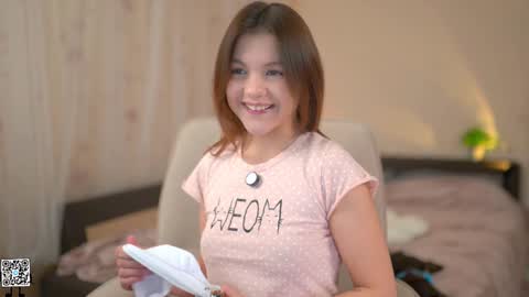 Lyssa     online show from January 29, 12:13 pm