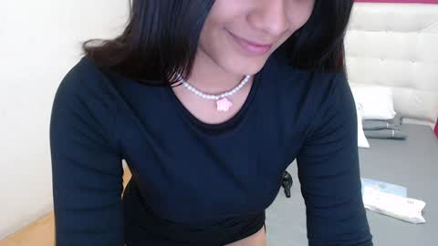 Snapshot of tiny_whore18 chatting on December 11, 3:05 pm tiny_whore18 online show from December 11, 3:05 pm