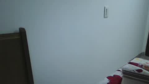 Snapshot of titssmall123 chatting on December 26, 11:24 pm Ester online show from December 26, 11:24 pm