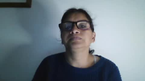 Snapshot of titssmall123 chatting on February 18, 10:49 am Ester online show from February 18, 10:49 am