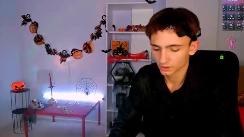 Tobi online show from October 26, 8:37 pm