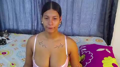 Adela y juan online show from June 9, 9:14 pm