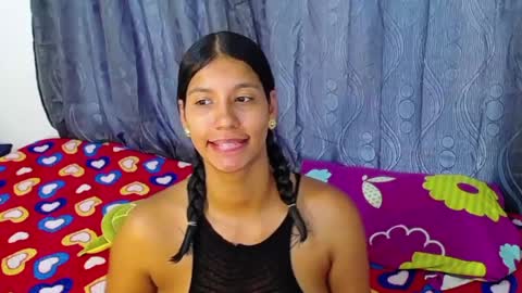 Adela y juan online show from May 20, 9:45 pm