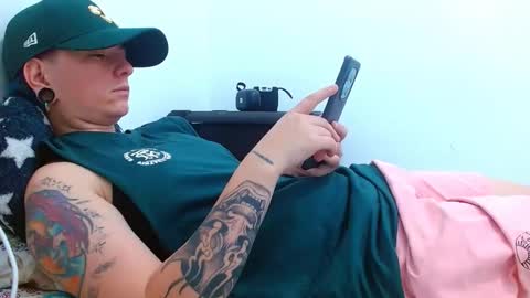 Blue online show from March 31, 9:26 pm