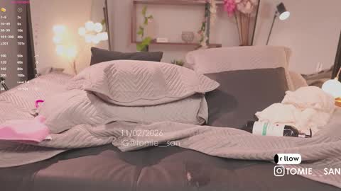  Tomie  online show from February 11, 8:32 pm