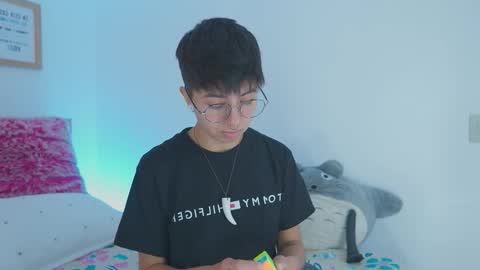 Snapshot of tommy_blue1 chatting on October 21, 2:32 pm Blue online show from October 21, 2:32 pm