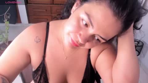 lady blue online show from July 25, 10:06 pm