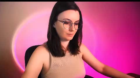 Elizabeth online show from July 28, 6:08 pm