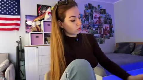 Lina  Next stream January 4  11am UTC 0 online show from July 25, 12:01 pm