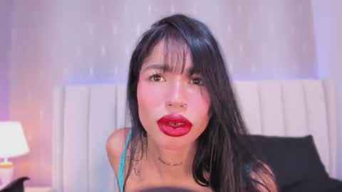 Tori Gaviria online show from July 1, 12:15 pm