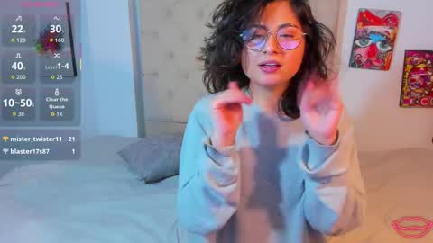 Snapshot of tori_just chatting on October 9, 6:34 pm tori_just online show from October 9, 6:34 pm