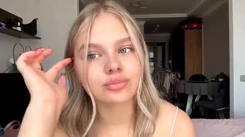 Linda online show from July 28, 11:17 am