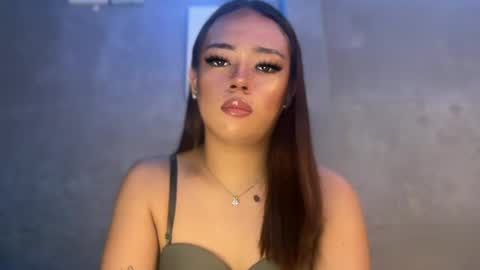 trexie_fucks15 online show from June 25, 2:11 am