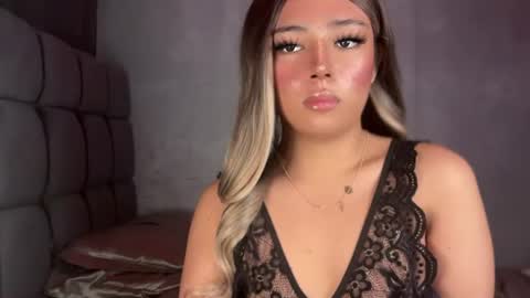 trexie_fucks15 online show from July 28, 8:52 pm