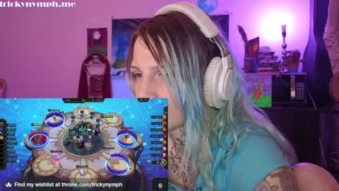 Cassie online show from December 5, 8:11 am