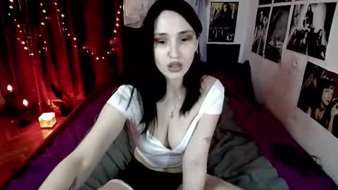 Vicky online show from December 15, 7:24 am