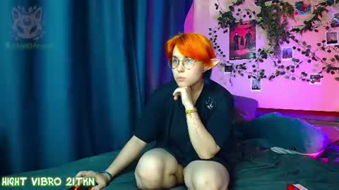 trickykitsune online show from July 11, 4:18 pm
