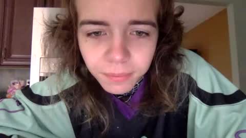 trippybb222 online show from October 31, 2:10 pm