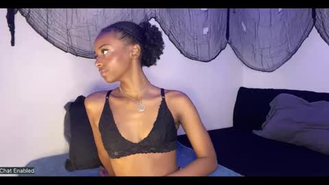 Snapshot of trixie_luv chatting on September 10, 1:55 pm trixie_luv online show from September 10, 1:55 pm