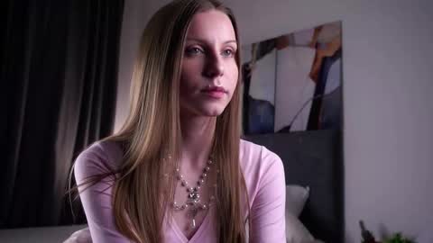 tulastucke online show from February 10, 9:18 pm