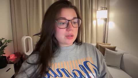 Ariana online show from July 2, 6:47 pm