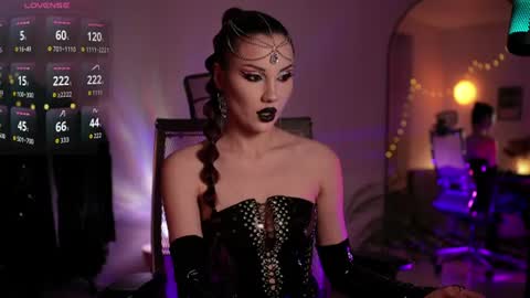 Miss Veth online show from July 25, 3:02 am