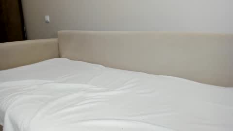 new hot online show from September 26, 5:27 am