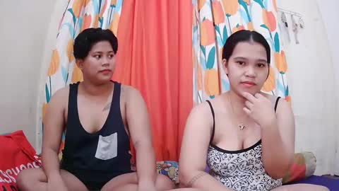 Lyn and lea online show from February 14, 11:53 pm