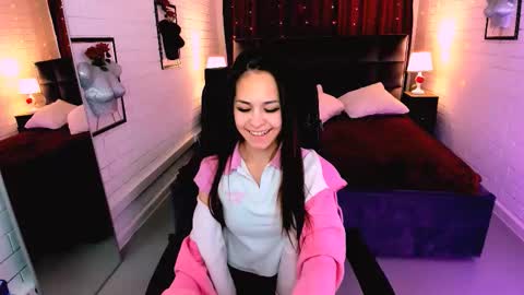 Ulia online show from October 4, 5:24 am