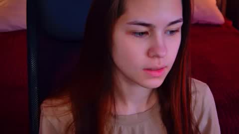 Ulia online show from December 17, 5:11 am