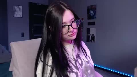 Julia online show from December 8, 7:26 am