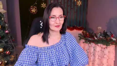 UnaTera online show from December 15, 9:14 am