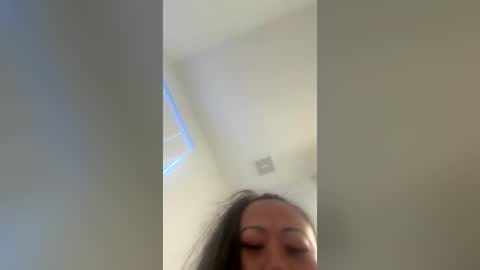 UnicornXMilf online show from July 13, 11:27 pm