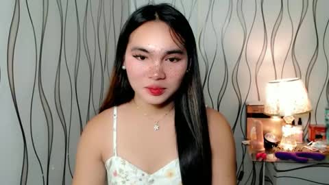 QUEENSY online show from September 29, 11:15 am