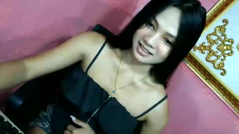 urasian_latinaxxx online show from June 3, 4:35 am